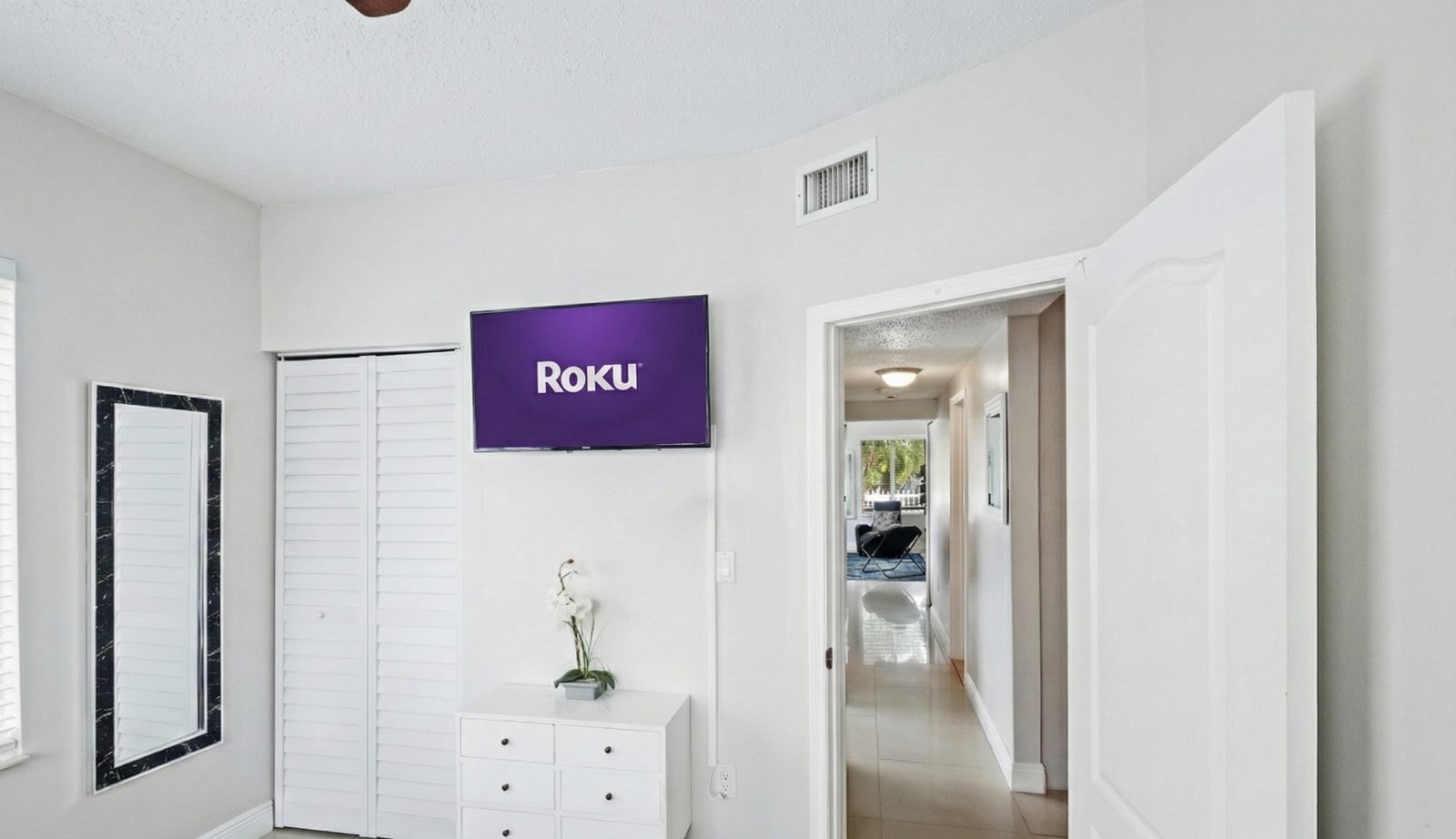 Hallway and closet space in the Gallo Suite apartment
